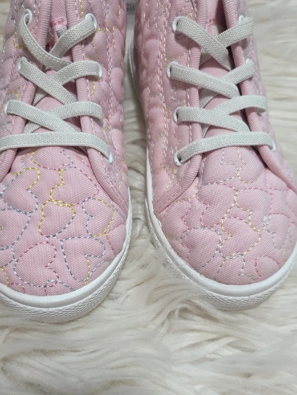 NWT Carter's Ginger Quilted Heart High Top Sneakers- 11